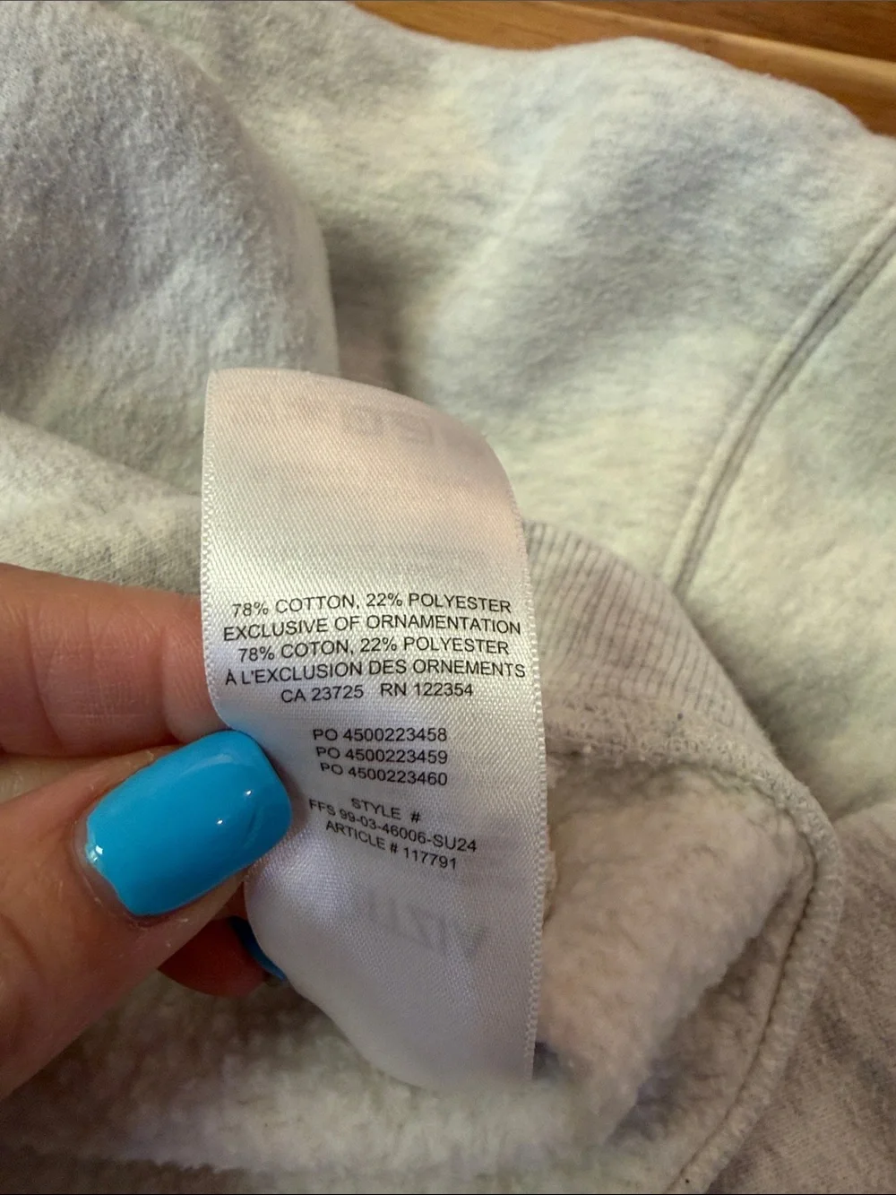 Aritzia Sweatfleece Mega Crop Hoodie gray. Womens XSmall - Picture 6 of 6